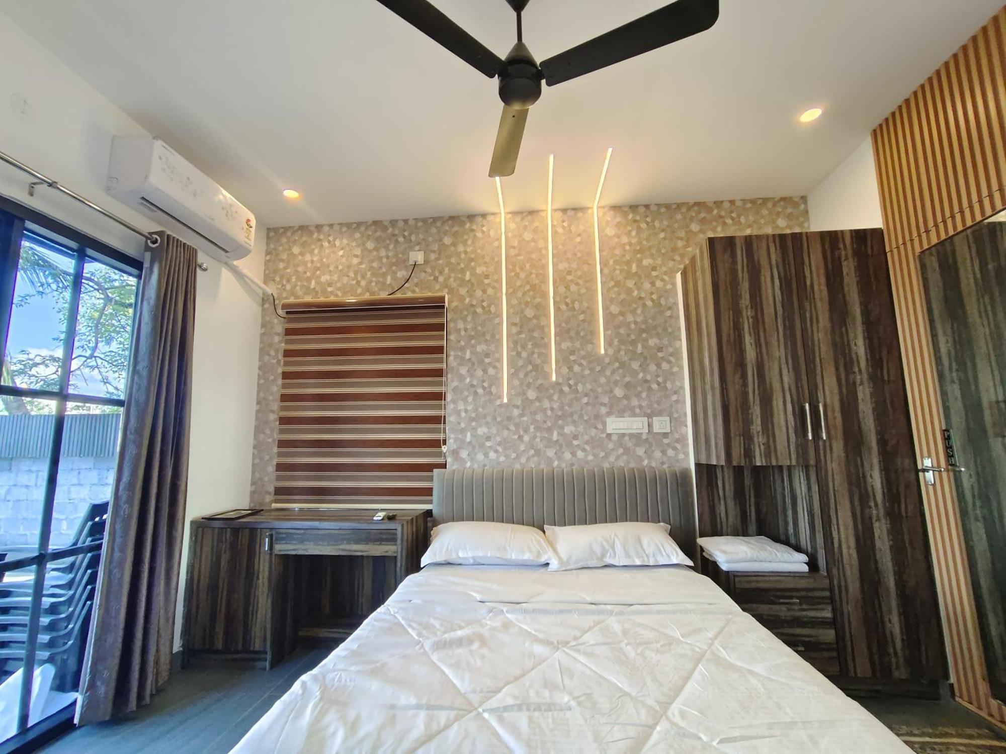 Marina Lounge Hotel Kochi Kültér fotó